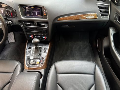 Used 2015 Audi Q5 3.0T Premium Plus AWD/4WD image 32
