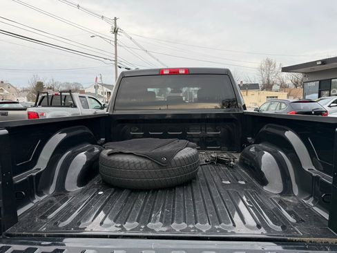 Used 2019 RAM 1500 Express w/ Express Value Package image 8