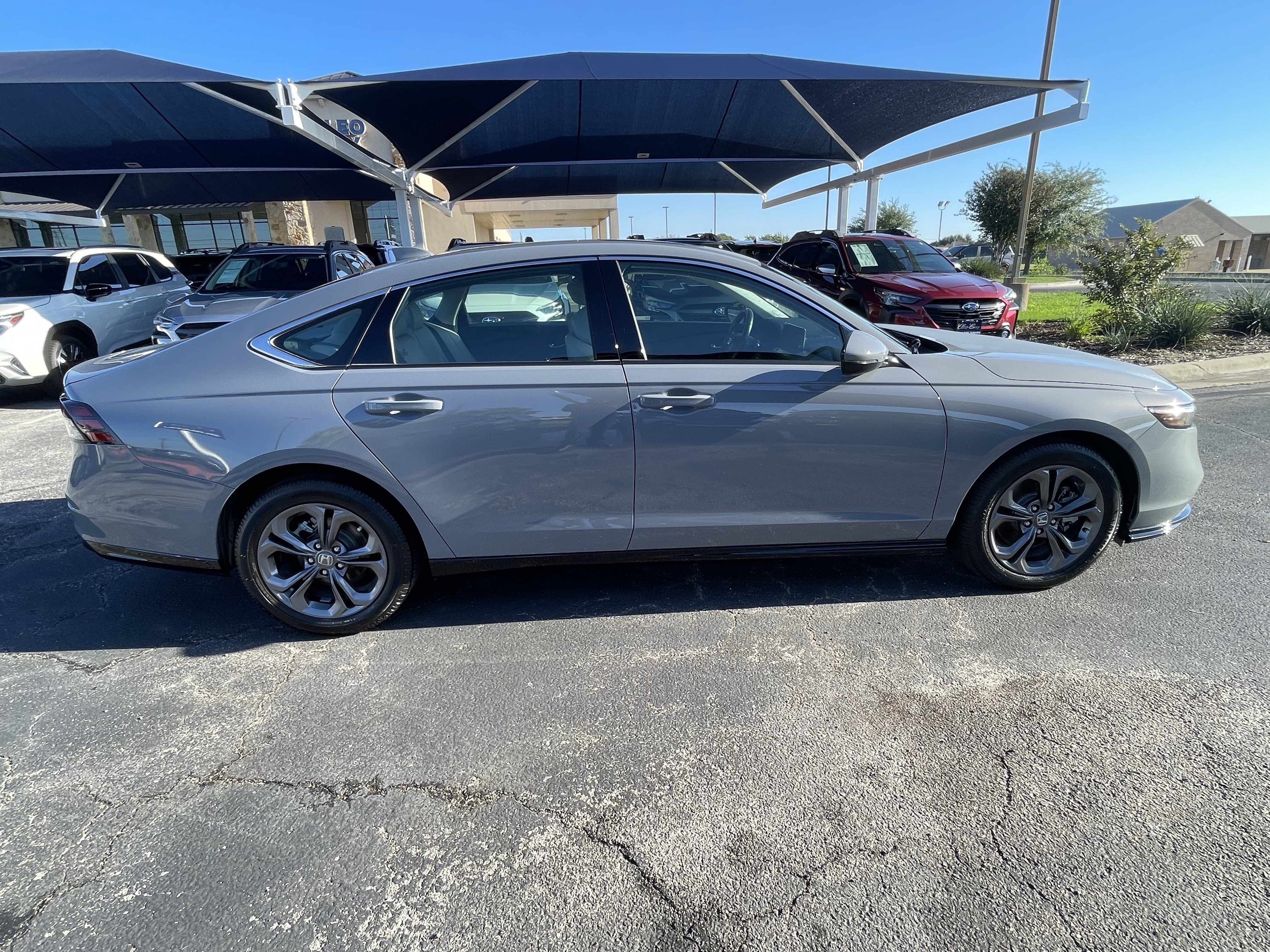Used 2025 Honda Accord EX-L image 8