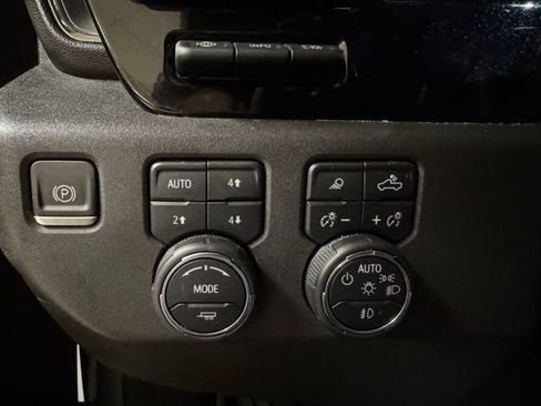 Used 2024 Chevrolet Silverado 1500 ZR2 w/ ZR2 Bison Edition AWD/4WD image 10