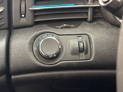 Used 2014 Chevrolet Malibu LT w/ Power Convenience Package FWD image 33