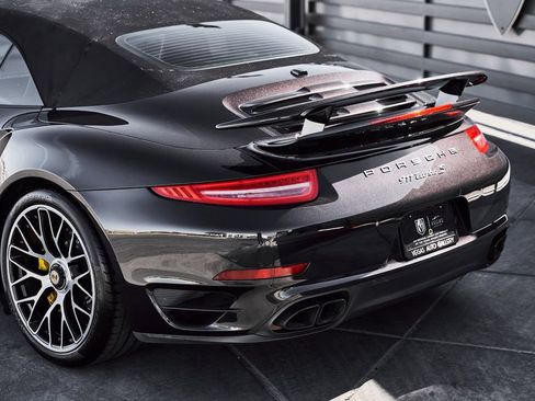 Used 2014 Porsche 911 Turbo S AWD/4WD image 11