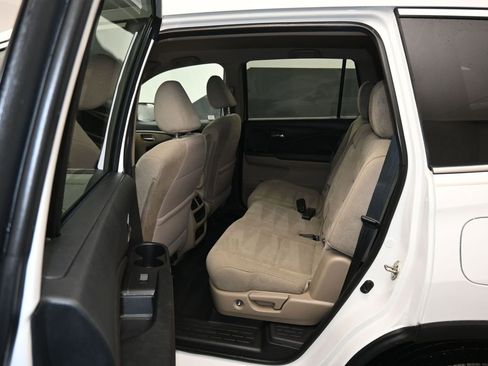 Used 2020 Honda Pilot EX image 33