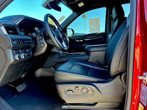 Used 2024 GMC Yukon XL Denali w/ Max Trailering Package image 13