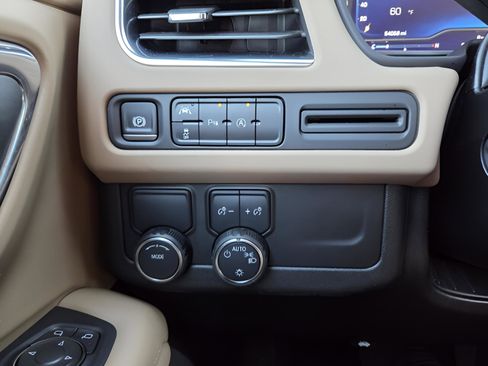 Used 2024 Chevrolet Tahoe Premier image 23