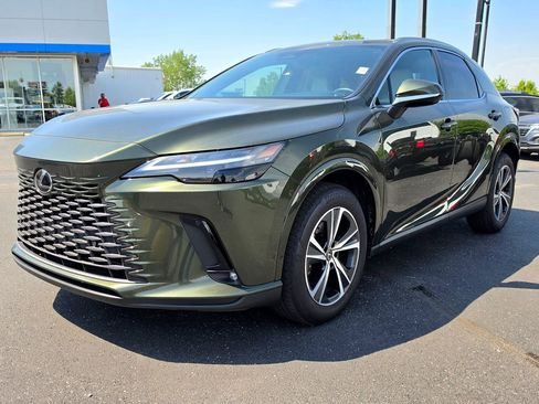 Used 2023 Lexus RX 350 Premium w/ Cold Area Package FWD image 2