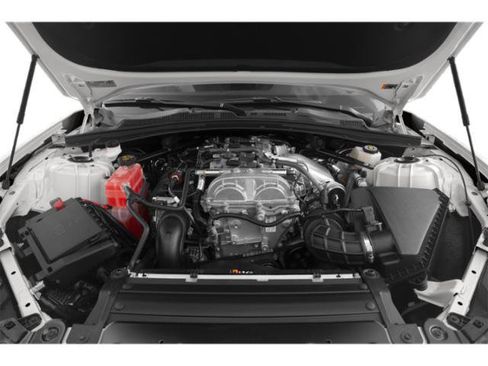 Used 2022 Chevrolet Camaro LT RWD image 15