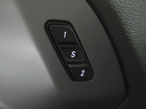 New 2026 Chrysler Pacifica Select image 36