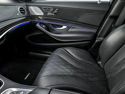 Used 2017 Mercedes-Benz Maybach S 550 4MATIC image 42