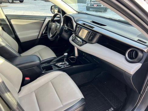 Used 2018 Toyota RAV4 Limited w/ All Weather Liner Package image 9