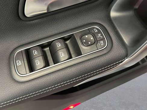 Used 2025 Mercedes-Benz CLA 250 4MATIC image 15