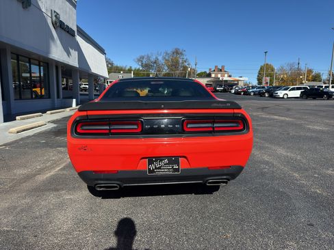Used 2017 Dodge Challenger T/A image 7