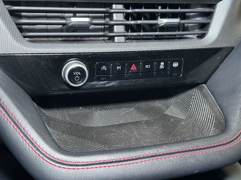 Certified 2025 Ford Explorer ST-Line image 42