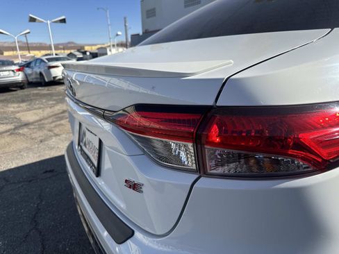 Used 2022 Toyota Corolla SE FWD image 19