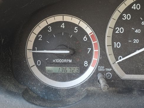 Used 2005 Toyota Sienna LE FWD image 7