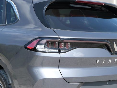 New 2025 VinFast VF 8 Eco AWD/4WD image 27