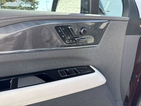 Used 2025 Cadillac Escalade IQ Luxury 1 image 16