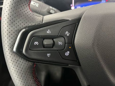 New 2026 Chevrolet Trax RS w/ Sunroof Package image 31