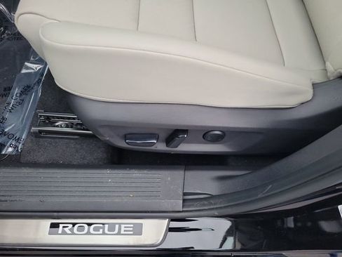 New 2026 Nissan Rogue Dark Armor AWD/4WD image 9