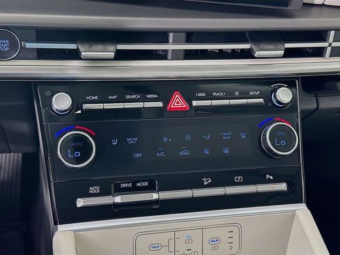 New 2026 Hyundai Santa Fe SEL image 13