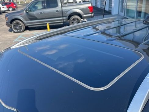 Used 2021 Kia Seltos SX w/ SX Sunroof Package image 19