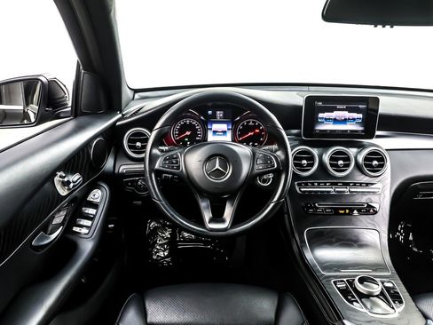 Used 2017 Mercedes-Benz GLC 300 image 5