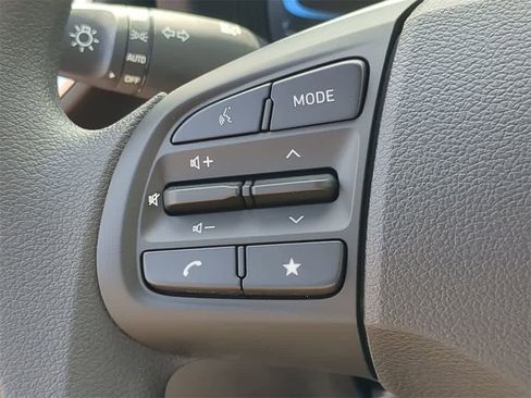 New 2026 Hyundai Venue SE image 24