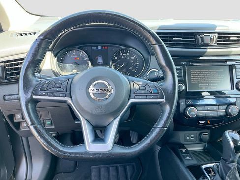 Used 2022 Nissan Rogue Sport SL AWD/4WD image 11