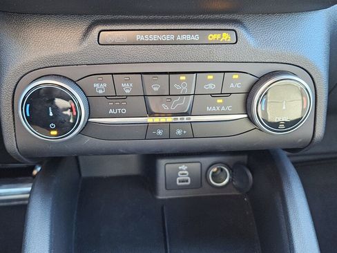 Used 2024 Ford Escape ST-Line w/ Equipment Group 301A image 40