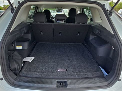 Certified 2025 Volkswagen Tiguan S FWD image 12