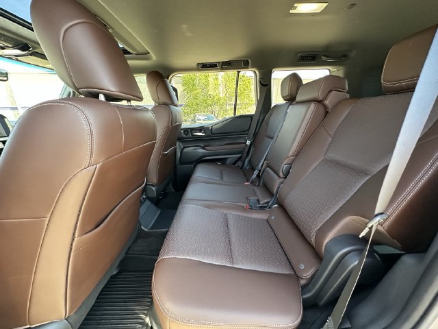 Used 2025 Toyota Land Cruiser w/ Premium Package AWD/4WD image 28