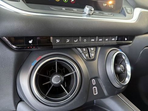 Certified 2024 Chevrolet Blazer LT w/ Convenience Package image 28