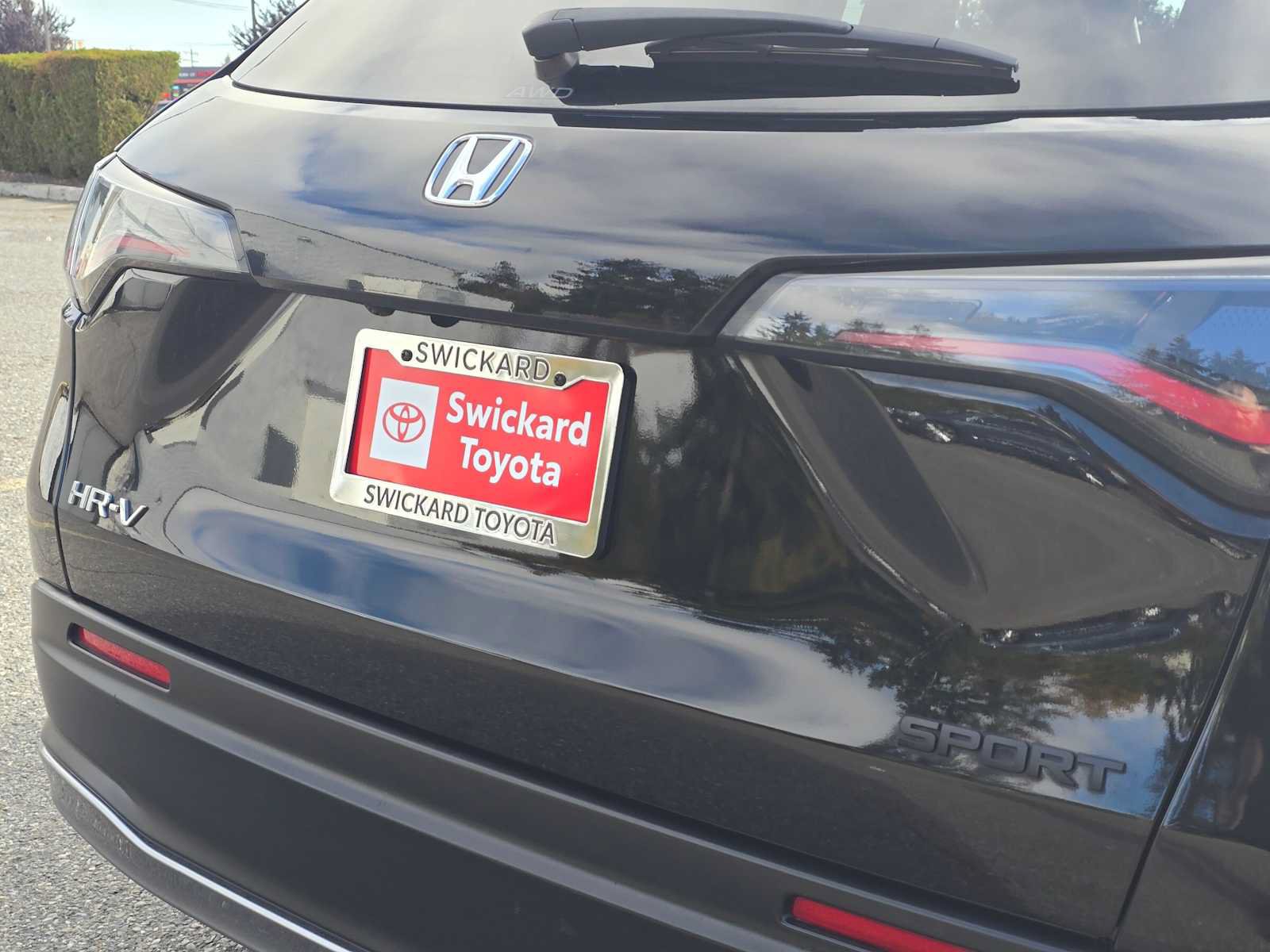 Used 2025 Honda HR-V Sport image 13