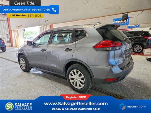 Used 2017 Nissan Rogue S AWD/4WD image 3