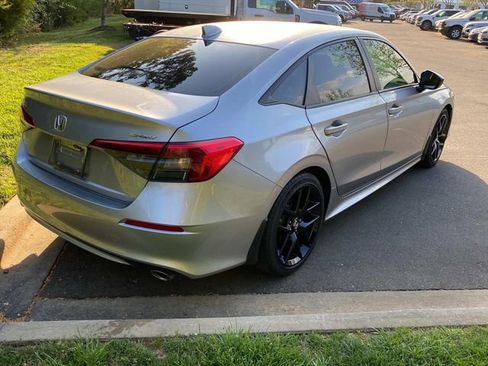 Used 2024 Honda Civic Sport image 29