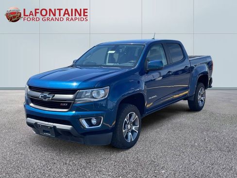Used 2019 Chevrolet Colorado Z71 AWD/4WD image 1