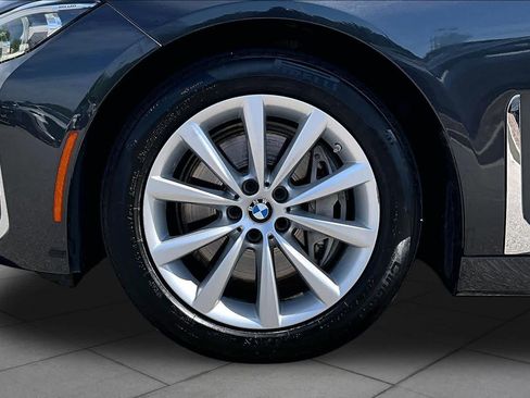 Used 2020 BMW 740i w/ Cold Weather Package RWD image 10