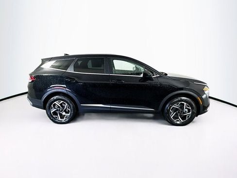 Certified 2025 Kia Sportage LX AWD/4WD image 4