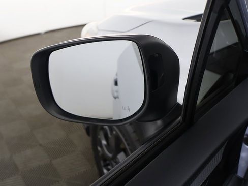 Used 2021 Subaru Crosstrek 2.5i Sport w/ Moonroof Package image 32