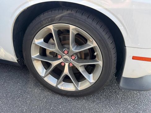 Used 2022 Dodge Challenger GT RWD image 2
