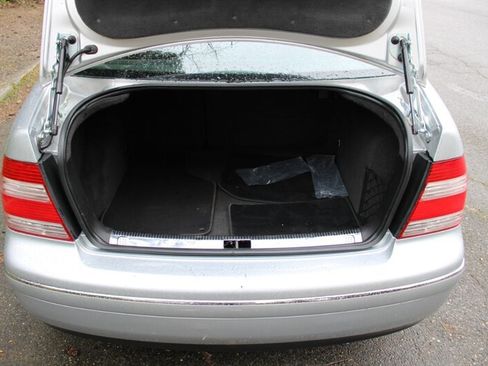 Used 2005 Volkswagen Jetta GLS image 16