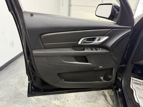 Used 2017 GMC Terrain SLE w/ Nightfall Package image 10