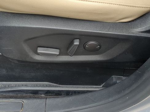 Used 2020 Ford Edge SEL w/ Convenience Package image 17