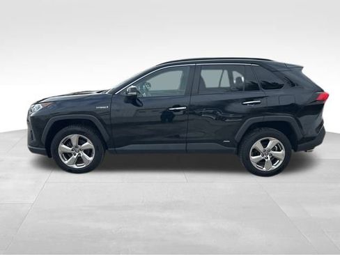Used 2021 Toyota RAV4 Limited image 3