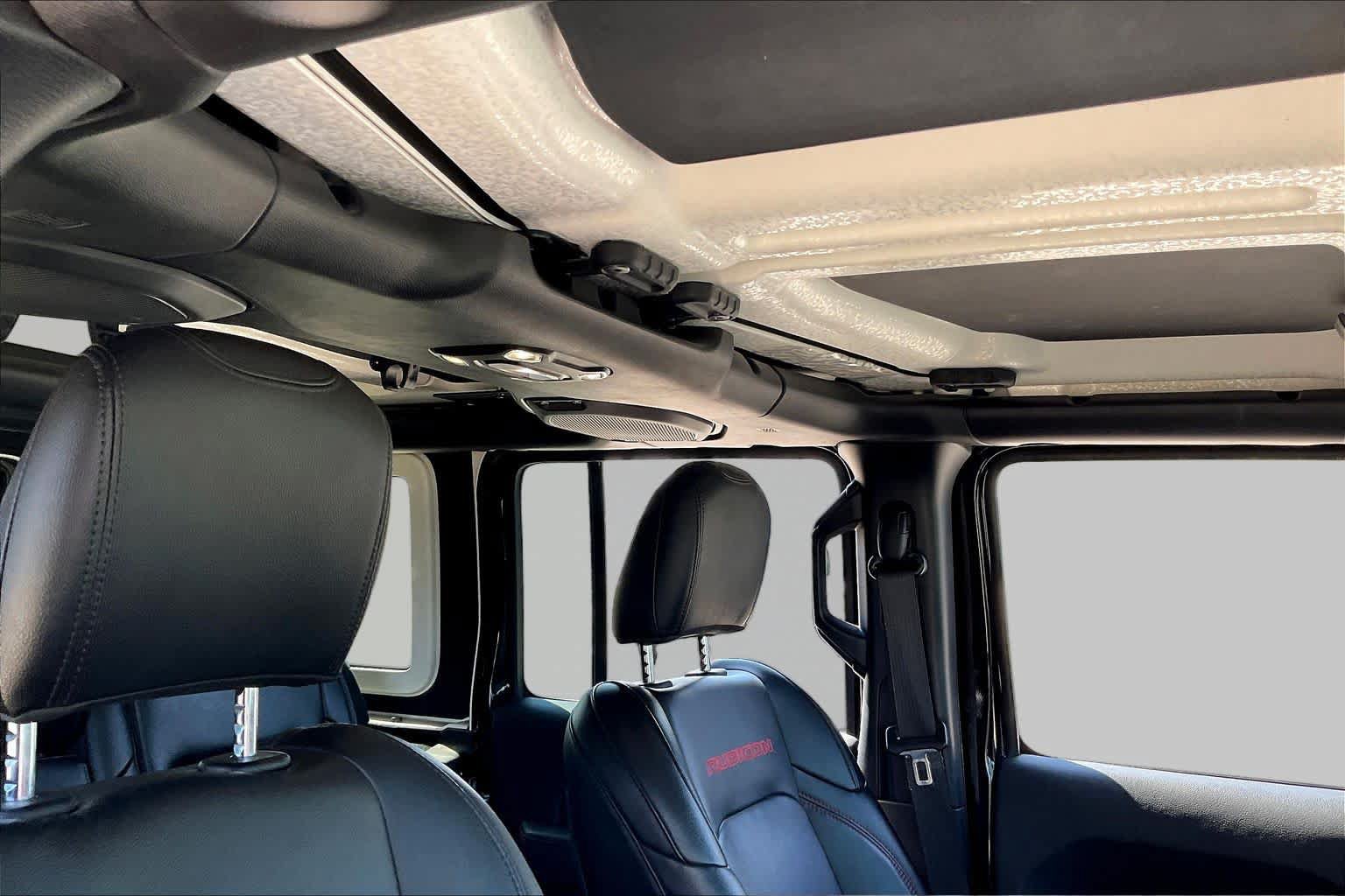 Used 2021 Jeep Wrangler Unlimited Rubicon AWD/4WD image 13