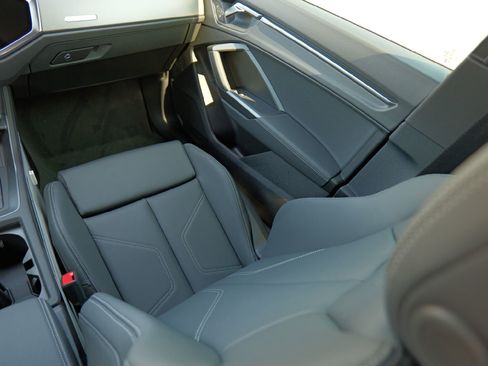 New 2025 Audi Q3 2.0T Premium image 33