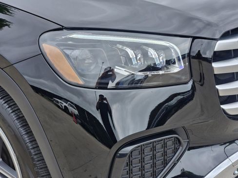 Certified 2026 Mercedes-Benz GLS 450 4MATIC image 27