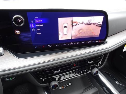 New 2026 Chevrolet Tahoe Z71 image 9