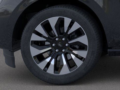 New 2026 Ford Expedition Max Platinum w/ Driver's Package image 17