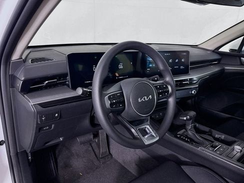 New 2025 Kia K5 LXS image 9